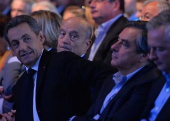 In scena a Parigi la grande abbuffata dei globalisti del nulla