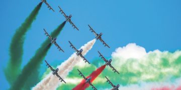 Lovere: nel cielo di Stoppani volano le Frecce tricolori