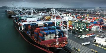 Il Mediterraneo è centrale ma i porti del Sud sono in crisi. Il caso Salerno