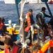 Le vere emergenze e i migranti come arma di distrazione di massa