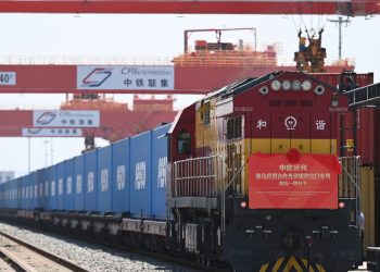 Geoeconomia/ Crescita record del trasporto ferroviario Cina-Europa