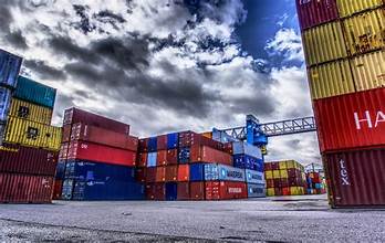 Porti italiani/La cattiva politica penalizza una volta di più l’economia blu