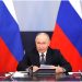 Le trattative continuano negli Emirati. E intanto Putin rilancia