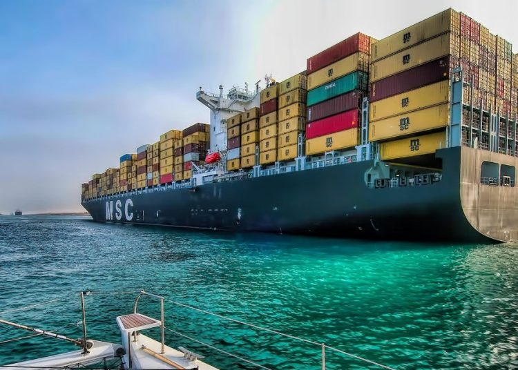MSC e Maersk ritornano a Suez. Il Mar Rosso (per ora) è aperto