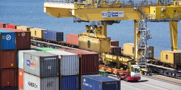 Trasporti/ Porti italiani, una riforma che tarda a venire